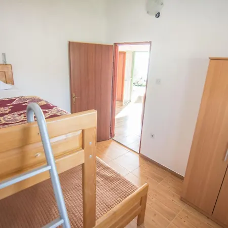 Comfy In With Terrace * Pašman