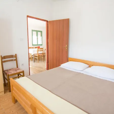 Comfy In With Terrace Сasa de vacaciones